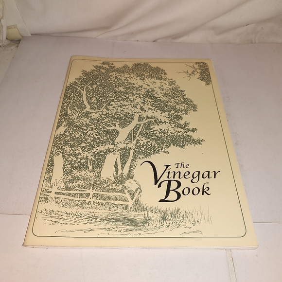 The Vinegar Book by Emily Thacker 1994 PB GC - Picture 1 of 7